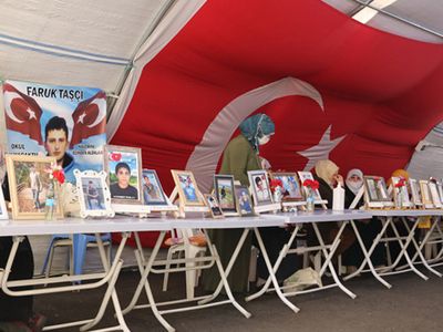 Diyarbakır Annesi: Artık Analar Ağlamasın
