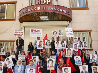Diyarbakır'da acı bekleyiş devam ediyor! Aileler evlat nöbetinin bin 48'inci gününe girdi