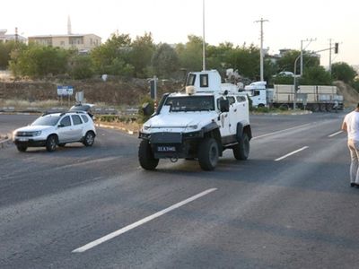 Diyarbakır'da Emniyet Bombalı Eylemi Önledi