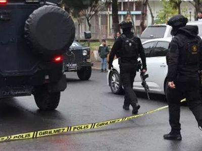 Diyarbakır'da Karakola Pompalı Tüfekle Saldırı!