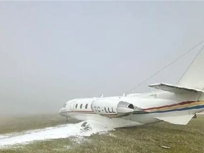 Diyarbakır'da korku dolu anlar: Özel jet pistten çıktı
