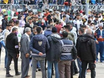 Diyarbakır'da, Nevruz Kutlamasında 81 Kişi Gözaltına Alındı