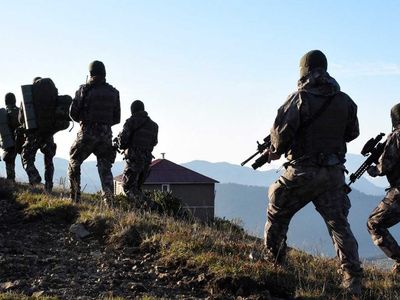 Diyarbakır'da PKK/KCK terör örgütlerine operasyon düzenlendi: 105 gözaltı kararı