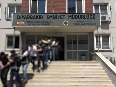 Diyarbakır'da Silahlı Suç Örgütüne Darbe: 15 Tutuklama
