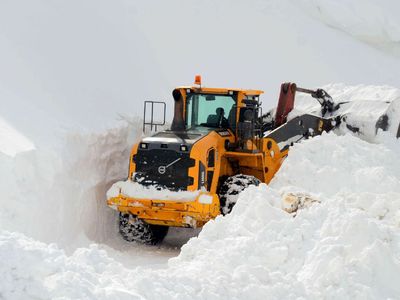 Doğu Anadolu bölgesi kara teslim oldu: 1036 yerleşim birimine ulaşılamıyor!