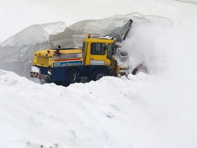 Doğu Anadolu'da olumsuz hava koşulları: Onlarca yerleşim birine ulaşım kapandı!