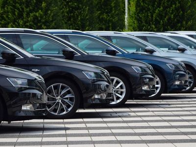 Dolar Kurundaki Düşüş Sonucu İkinci El Araçlarda Fiyat İndirimi Yaşanacak mı?