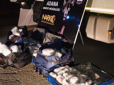 Dondurma Kamyonunda Uyuşturucu Taşıyan Şoför Yakalandı!