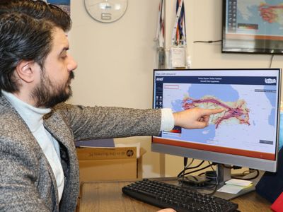 Dr. Özer: Türkiye deprem için zemin parametrelerine dikkat edilmeli!