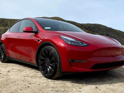Dünya devi Türkiye pazarına giriyor: Tesla Model Y'nin fiyatı açıklandı