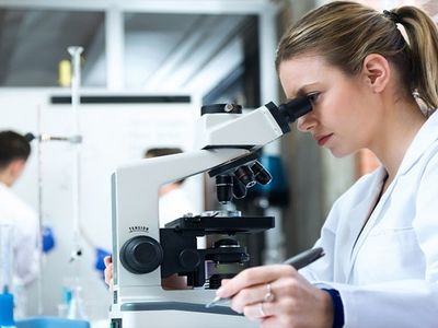 Dünya Laborantlar Günü Nedir?