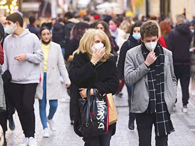 Dünya Sağlık Örgütü'nden Kokutan Açıklama: Omicron Avrupa'nın Yarısını Vuracak