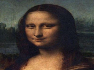 Dünya şokta! Mona Lisa tablosuna pastalı saldırı! Kadın kılığına giren saldırganın sözleri dikkat çekti