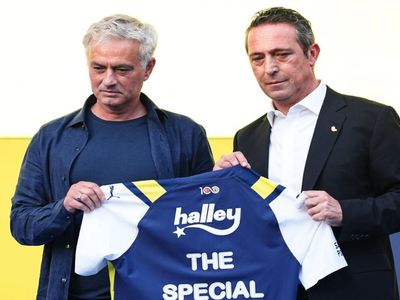 Dünyaca ünlü film yıldızı geliyor: Fenerbahçe’nin yeni reklam yüzü Ana de Armas olacak