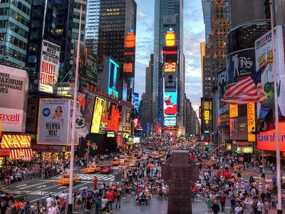 New York Times meydanında patlama yaşandı: Yetkili isimlerden ilk açıklama geldi!