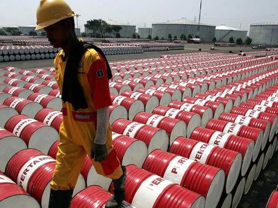 Dünyadaki savaşların yansıması: Petrolün varil fiyatında artış yaşandı!