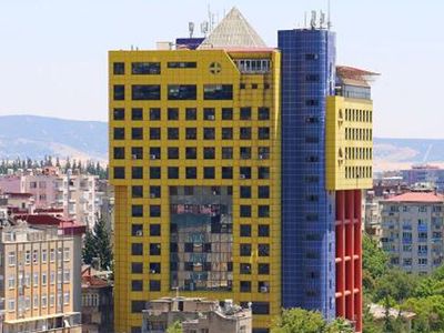 'Dünyanın En Saçma Binası' Kurban Bayramında Yıkılacak