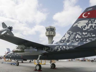 Dünyanın gözü Türk havacılık sektöründe: Hürjet, yabancı basının ilgisini çekti