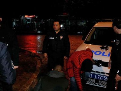 Dur ihtarına uymama cezası ne kadar oldu Polisin dur İhtarına uymama ve çevirmeden kaçma cezası ne kadar, kaç TL