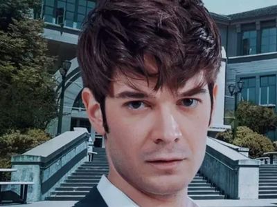 Duy Beni Aziz kimdir, gerçek adı nedir? Burak Can kim, kaç yaşında nereli? Burak Can hayatı