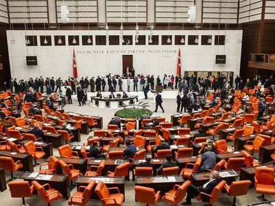 Düzenlemenin çalışmaları uzun süredir devam ediyordu: Kamuda birden fazla maaş uygulaması sona eriyor