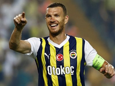 Dzeko'nun sağlık durumu belli oldu! Galatasaray derbisine yetişecek mi?