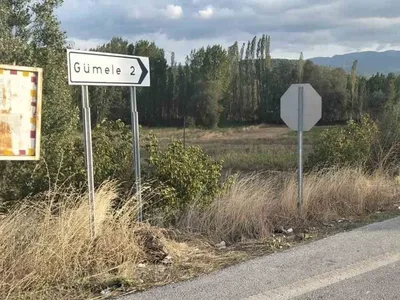Gediz köylerinde yol güvenliği tehdidi: bariyer ve aydınlatma eksikliği endişelendiriyor
