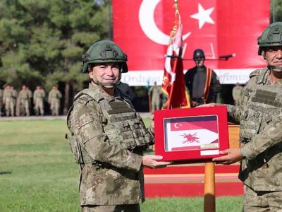 Mardin'de 70'inci Mekanize Piyade Tugay Komutanlığı'nda devir teslim töreni yapıldı