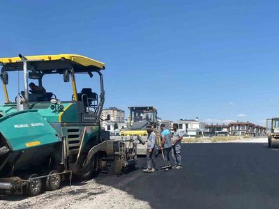 Melikgazi'de asfalt yenileme çalışmaları sürüyor: Gesi Fatih Mahallesi'nde önemli adımlar atıldı