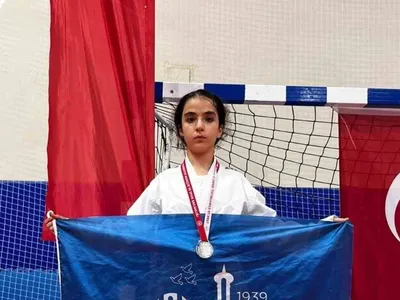 Antakya Belediyesi karate takımı, madalyalarla döndü