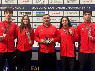 Erzincanlı sporcular Avrupa gençler badminton şampiyonasında tarihi başarıya imza attı