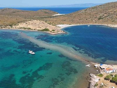 Ayvalık'ta yaz keyfi: Adalardan deniz içinde yürüyerek geçiş imkanı