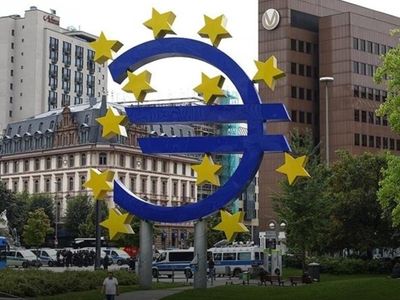 ECB Anketi: Enflasyon Beklentileri Geriledi