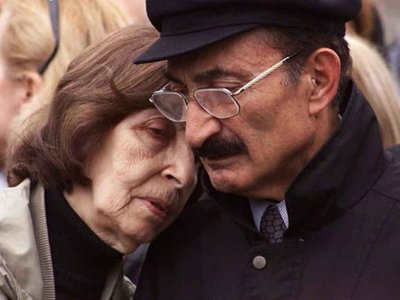 Ecevit'in baldızının cenazesi hastaneden çıkarılamadı!