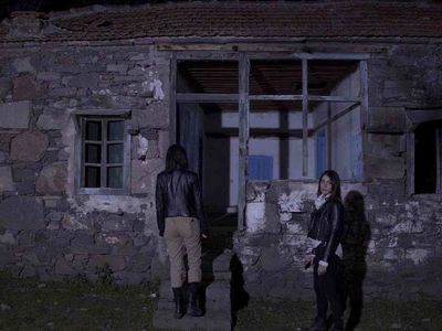 Ecinni Tılsımlı Mezar film konusu ve oyuncuları