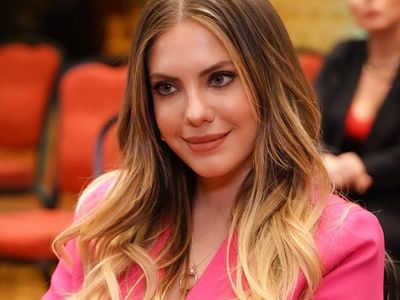Eda Ece Konuk Olduğu Programda İtiraf Etti! Ünlü Oyuncu Anne Olmak İstediğini Söyledi