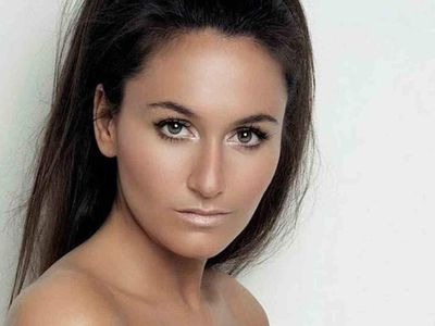 Eda Taşpınar'ın sevgilisi kimdir? Dudak dudağa fotoğraf paylaştı herkes merak ediyor!
