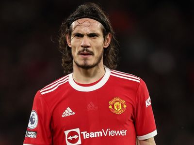 Edinson Cavani Fenerbahçe’ye transfer olacak mı? Kulüpsüz kalan Edinson Cavani’nin yeni adresi Türkiye mi olacak? Fenerbahçe Cavani’nin menajeriyle görüştü