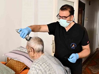 Muratpaşa Belediyesi evde bakım hizmetleriyle 16 bin hastaya ulaştı