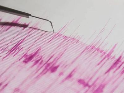 Ege Denizi’nde korkutan deprem: Beşik gibi sallandılar