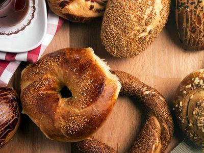 Ege'de ekmeğe zam! Simit, Poğaça ve Açma fiyatları da zamlandı