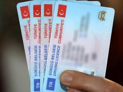 Ehliyet sınavında yeni dönem başlıyor! Animasyonlu sorular için düğmeye basıldı!