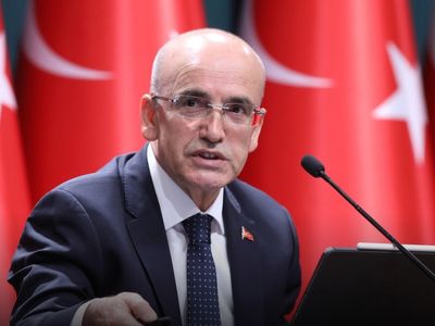 Ekonomi Yönetimi Acil Toplantı Kararı Aldı
