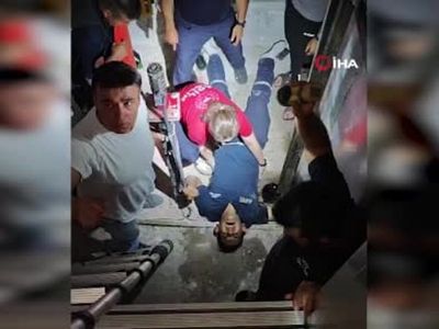 Elazığ’da asansör boşluğuna düşen şahıs kurtarıldı