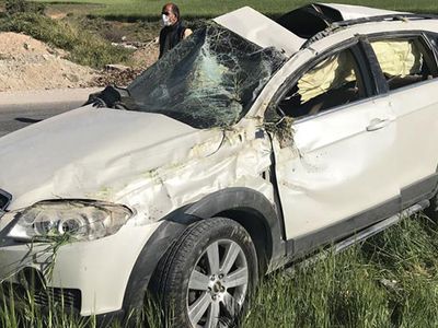Elazığ’da Takla Atan Araçta 1’i Ağır 3 Kişi Yaralandı