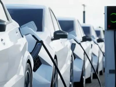 Elektrikli araç sahiplerine kötü haber: 1 Ocak'tan itibaren başlıyor