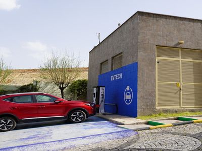 Elektrikli araçlara ilgi artıyor: Konut sitelerinde şarj istasyonu sayısı yükseliyor!