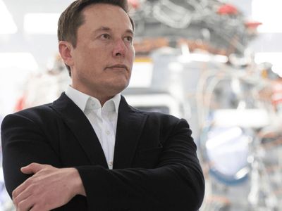 Elon Musk'tan Dikkat Çeken İstek: Bol Bol Çocuk Yapın