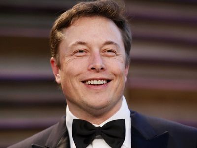 Elon Musk’ı eleştirmenin bedeli ağır oldu: 8 kişi işten çıkarıldı