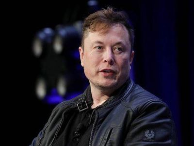 Elon Musk'tan kritik savaş adımı: Starlink uydularını aktif etti!